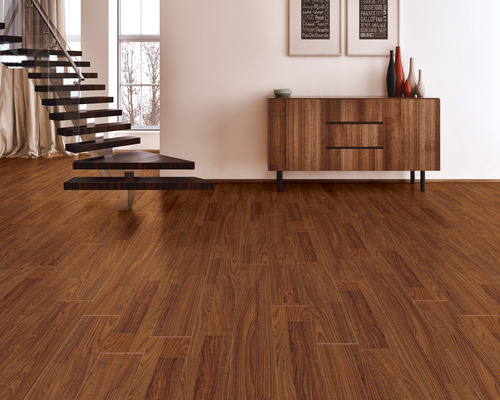 Wood floors – Wood floors, laminate floors, laminate floors.